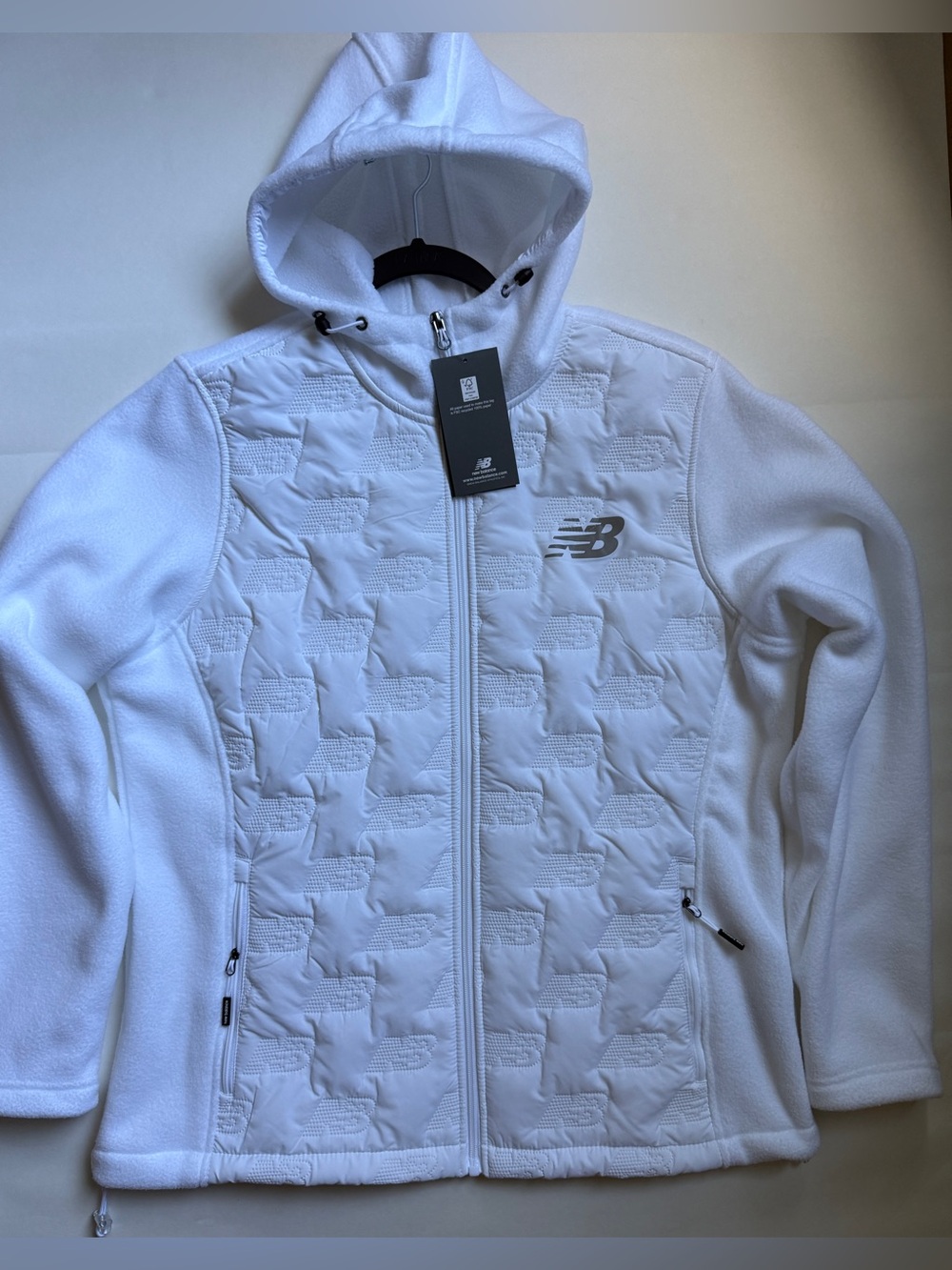 New Balance [L-XL] Women’s Embossed Full-Zip Fleece Jacket White